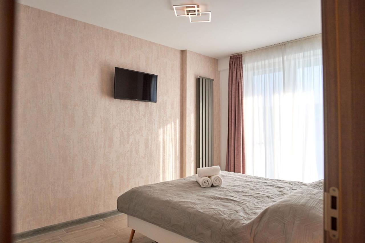 Blu Sea View Apartment - Spa Pools Beach Resort 马马亚 外观 照片
